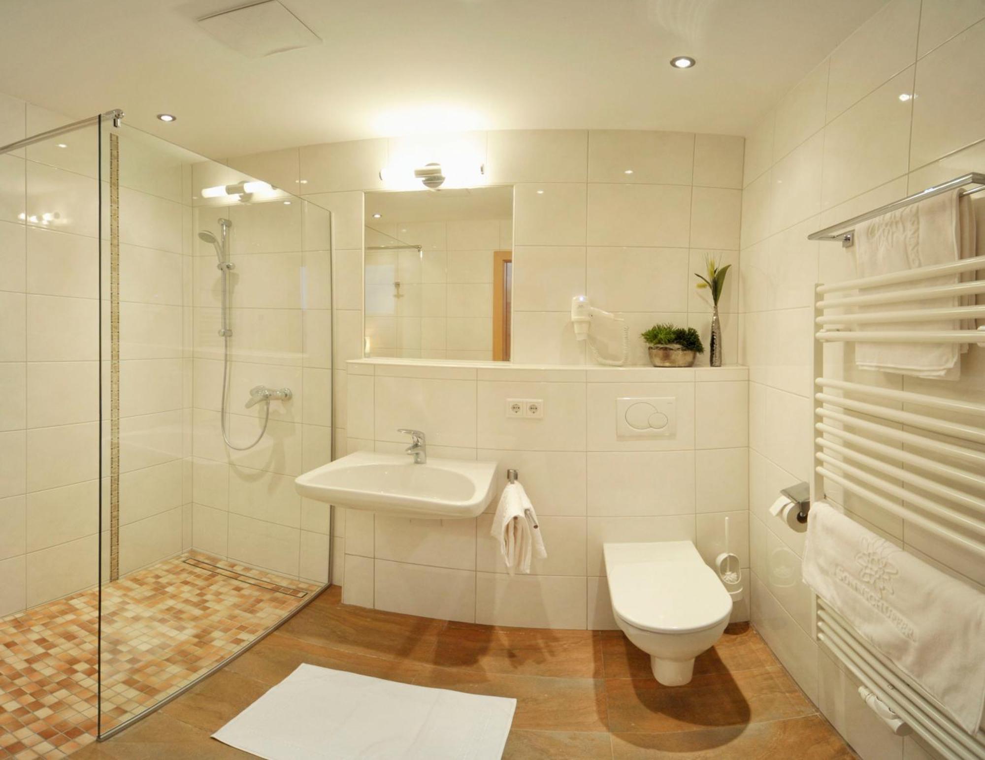 Standard Double Room,688266465:JPEG